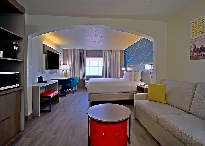 Comfort & Near Ft Huachuca Hotel 4*