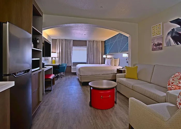 Comfort & Near Ft Huachuca 4* Sierra Vista
