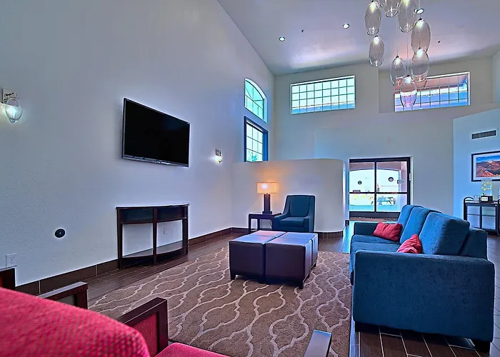 Comfort & Near Ft Huachuca Hotel