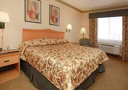 Hotel Comfort & Near Ft Huachuca 4*